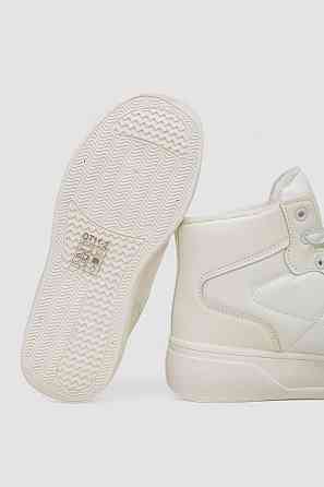 Кросівки жіночі зимові на хутрі | Білі | Нові | 36-41 р. Одесса