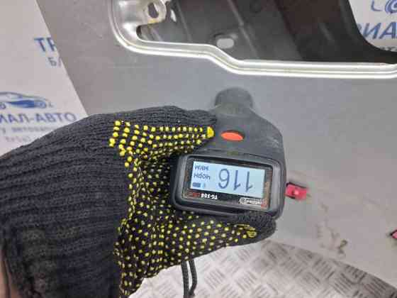 Дверь задняя правая Kia Sorento BL 2.5 DIESEL D4CB 2002 (б/у) Киев