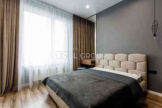 продажа 1-к квартира Киев, Голосеевский, 151000 $ Киев