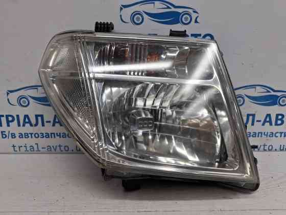 Фара правая Nissan Pathfinder R51 2.5 DIESEL YD25DDTI 2004 (б/у) Киев