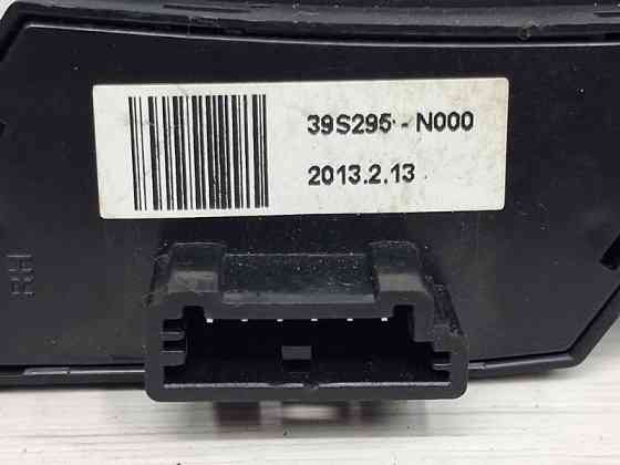 Кнопки руля Hyundai Santa fe 2012-2019 39S295N000 (Арт. 76104) Киев