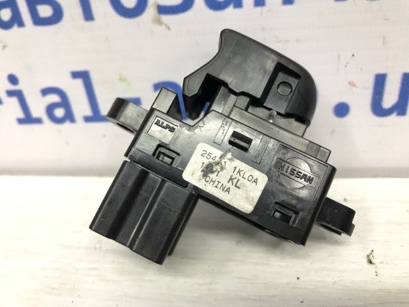 Кнопка стеклоподъемника Nissan Juke F15 1.6 TURBO MR16DDT 2010 (б/у) Київ - зображення 4
