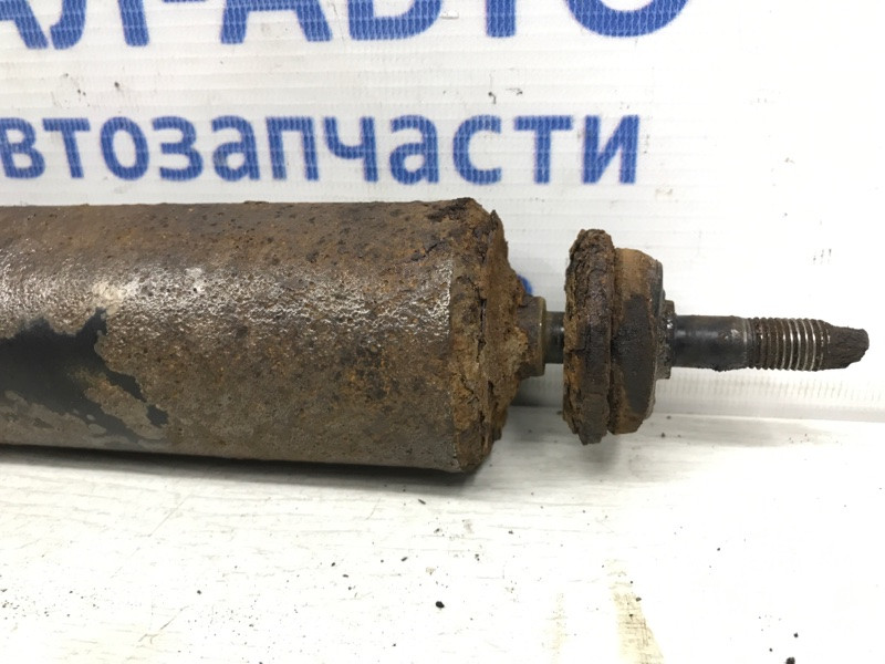 Амортизатор Передний Mitsubishi Pajero Sport K9 2.5 DIESEL 4D56 1996 (б/у) Киев - изображение 3