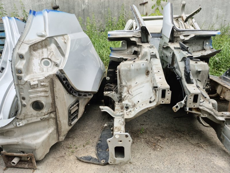 Четверть автомобиля передняя левая Kia Sportage SL 1.7 DIESEL D4FD 2010 (б/у) Киев - изображение 2