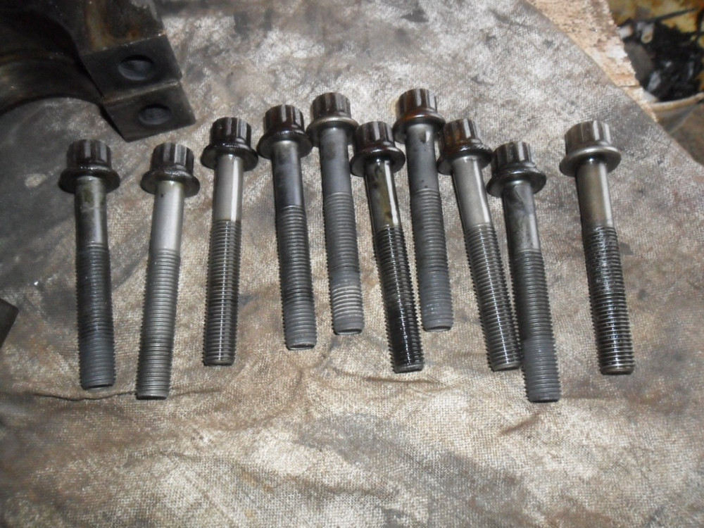 Mazda FS0110352, Болти бугелів Мазда Премасі 1.8-2.0, 16V, оригінал Вінниця - зображення 1