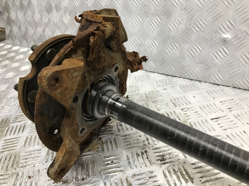 Привод задний левый Mitsubishi Pajero Sport K9 2.5 DIESEL 4D56 1996 (б/у) Киев - изображение 3