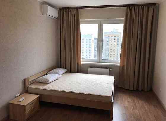 долгосрочная аренда 1-к квартира Киев, Дарницкий, 14000 грн./мес. Киев