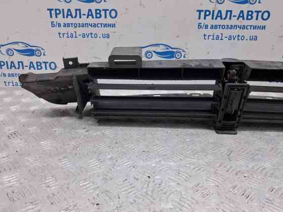 Дефлектор радиатора Jeep Cherokee KL 2.4 БЕНЗИН ED6 2013 (б/у) Киев