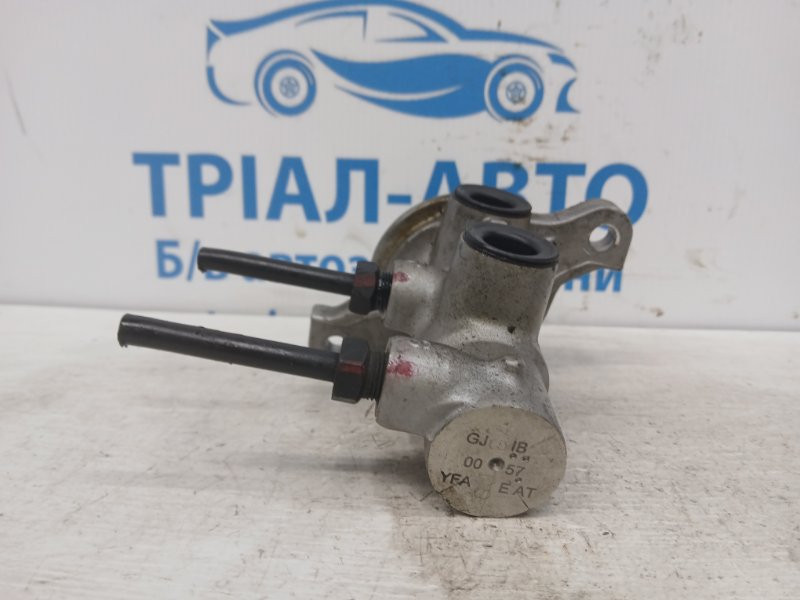 Тормозной цилиндр главный Hyundai Sonata YF 2.4 БЕНЗИН G4KJ 2010 (б/у) Киев - изображение 2
