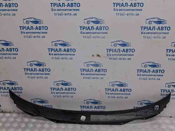 Дефлектор дворников Mitsubishi Pajero Sport K9 2.5 DIESEL 4D56 1996 (б/у) Киев