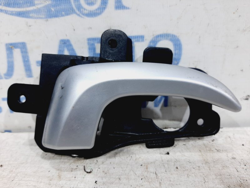 Ручка двери внутренняя правая Hyundai I30 GD 1.6 DIESEL D4FB 2011 (б/у) Киев - изображение 1