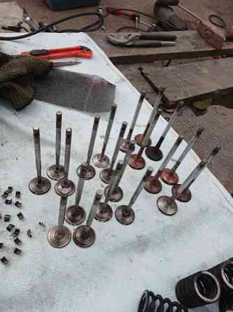 Клапан впуск, випуск, Фолькс, Ауді 1.8, 20v, оригінал, VAG 058109601C, 058109611M Винница