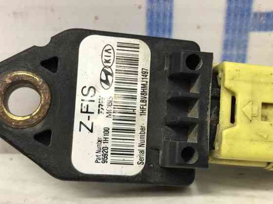 Датчик airbag (удара) Kia Ceed ED 1.6 DIESEL D4FB 2007 (б/у) Киев