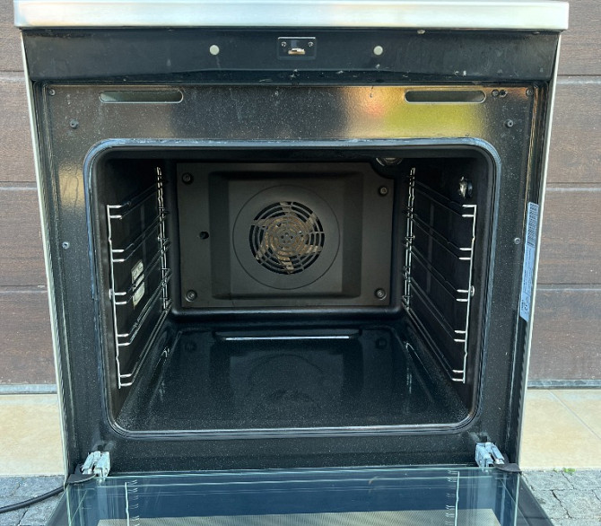 2019рік Плита індукційна з духовкою Voss Electrolux нержавійка ідеальна Бережани - зображення 3