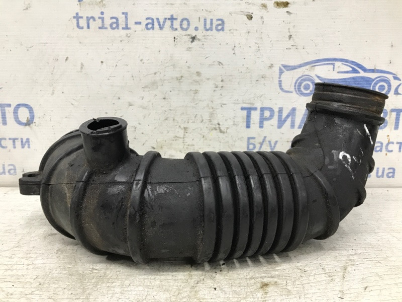 Патрубок воздушного фильтра Mitsubishi Pajero Wagon 4 3.2 ДИЗЕЛЬ 4M41 2006 (б/у) Київ - зображення 1