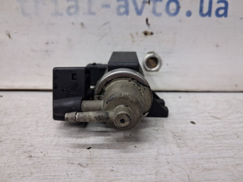 Клапан управления турбиной Kia Sorento BL 2.5 DIESEL D4CB 2002 (б/у) Київ - зображення 3