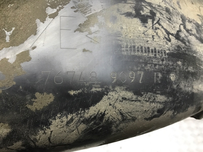 Подкрылок задний правый Renault Megane 3 1.5 DIESEL K9K 2008 (б/у) Київ - зображення 8