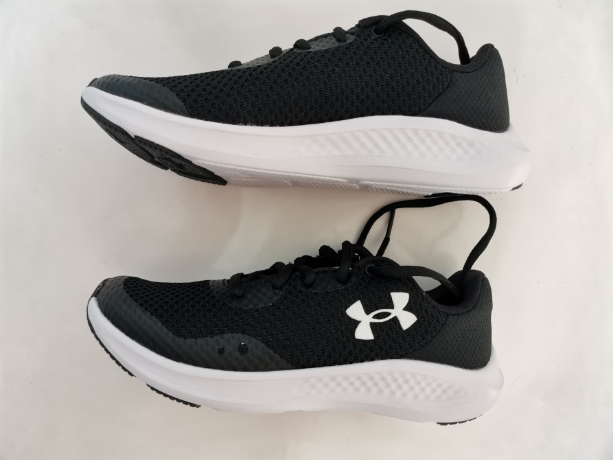 Нові оригінальні кросівки Under Armour / Розмір 36 Киев - изображение 1