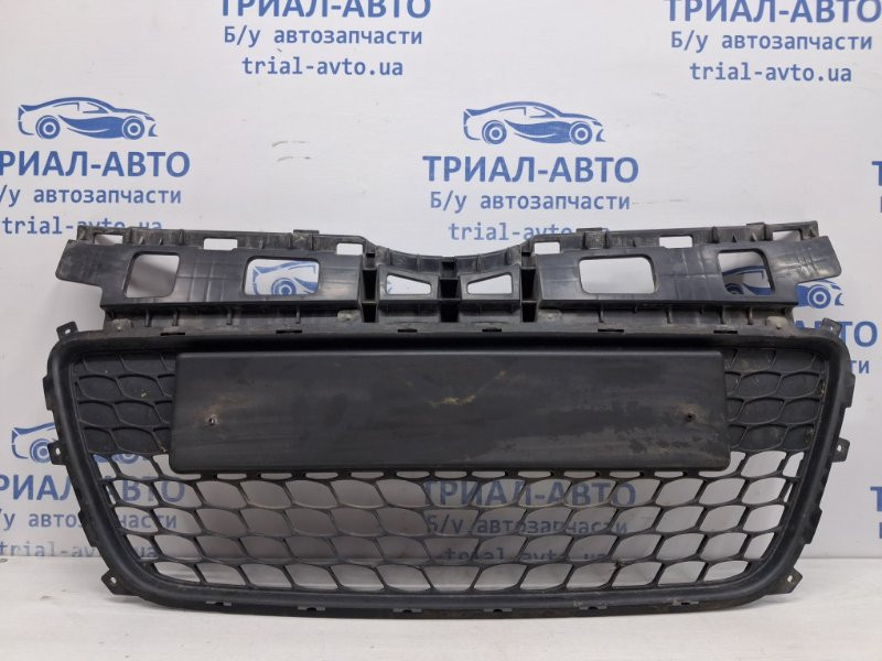 Решетка бампера центральная Hyundai I30 FD 1.6 DIESEL D4FB 2007 (б/у) Київ - зображення 1