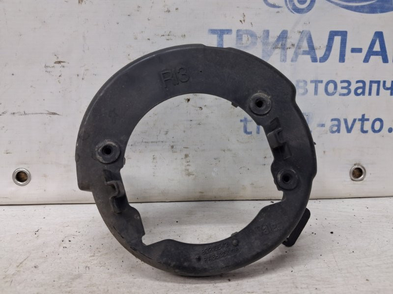 Кронштейн бампера передний правый Nissan Pathfinder R51 2.5 DIESEL YD25DDTI 2004 (б/у) Киев - изображение 1