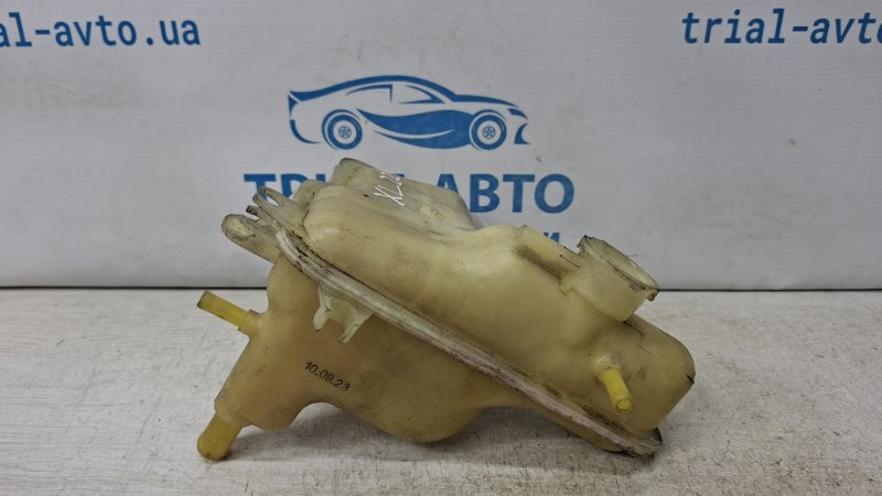 Бачок радиатора (расширительный) Mitsubishi Outlander XL 2.2 DIESEL 4HK 2007 (б/у) Киев - изображение 1