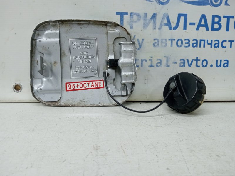 Лючок бака Mitsubishi Lancer 9 1.6 БЕНЗИН 4G18 2003 (б/у) Киев - изображение 2