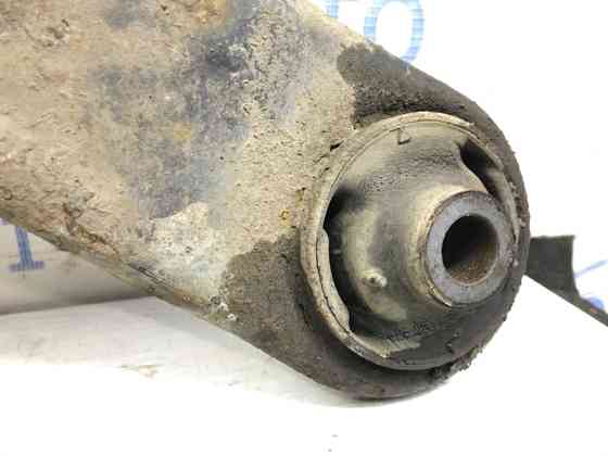 Рычаг левый Mitsubishi Outlander XL 2.2 DIESEL 4N14 2007 (б/у) Киев