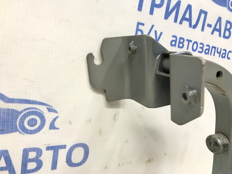 Петля крышки багажника левая Mitsubishi Lancer 9 1.6 БЕНЗИН 4G18 2003 (б/у) Киев - изображение 2