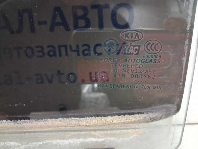 Стекло двери заднее левое Kia Sorento BL 2.5 DIESEL D4CB 2002 (б/у) Київ - зображення 3