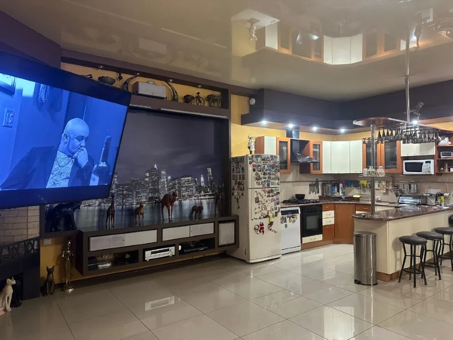 продам двухэтажный дом с ремонтом Нагорка Дніпро - зображення 11