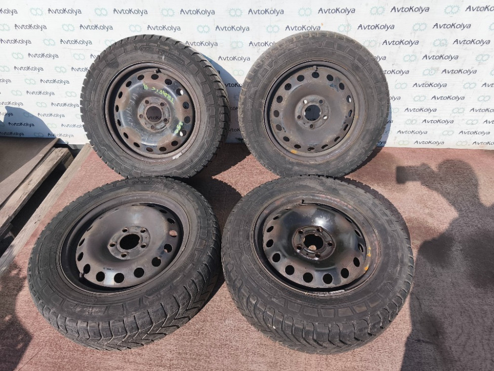 Диск колесный металлический с шиной Michelin Agilis 205/65 R16C Nissan Primastar 2001-2013 Ковель - зображення 1