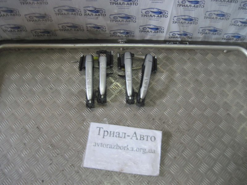 Ручка двери внешняя задняя левая Toyota Prado J120 3.0 DIESEL 1KDFTV 2002 (б/у) Київ - зображення 1