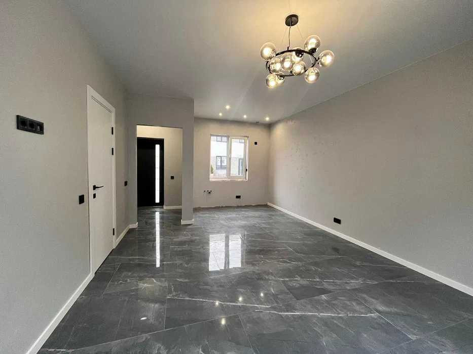 продажа 3-к таунхаус Киево-Святошинский, Белогородка, 49000 $  - изображение 1