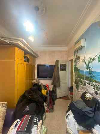 продам 2 комнатную Дніпро