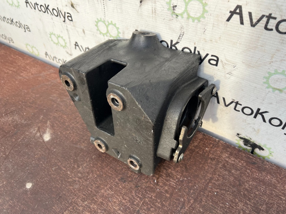 Кронштейн промвала правый Nissan Primastar 2.5 dci 2007-2014 (8200426805) Ковель - зображення 3