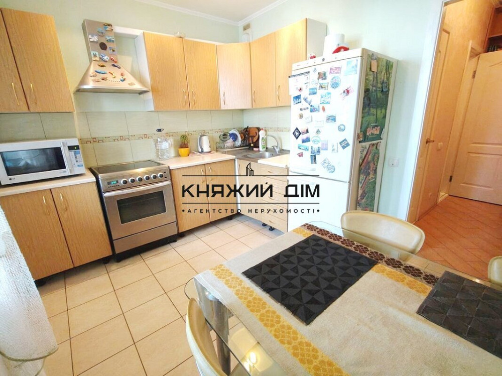 Без комісії! Продаж 2 кімнатна квартира м. Харківська КОД 21147613 Киев - изображение 1