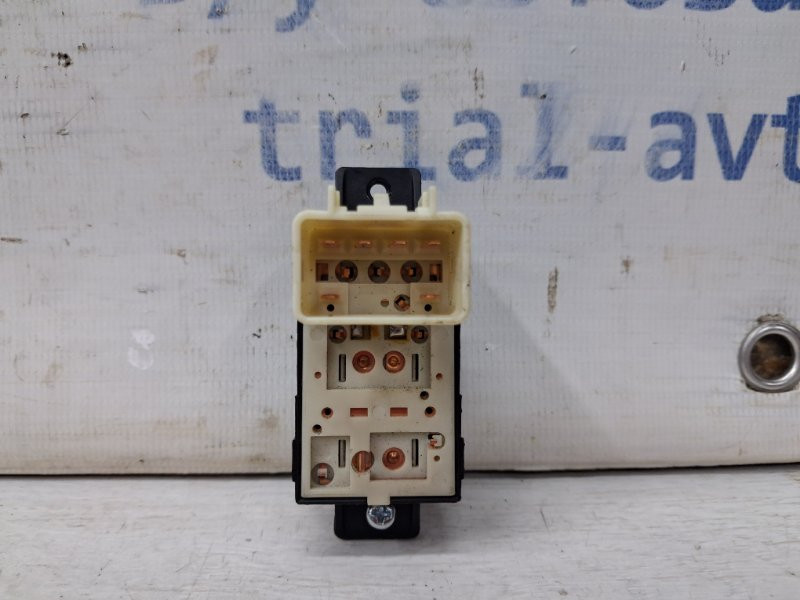 Кнопка стеклоподъемника Chevrolet Captiva C140 2.2 DIESEL Z22D1 2006 (б/у) Киев - изображение 3