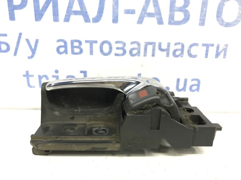 Ручка двери внутренняя левая Toyota Avensis T25 2.0 DIESEL 1CDFTV 2002 (б/у) Київ - зображення 2