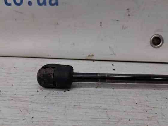 Амортизатор крышки багажника Kia Sorento BL 2.5 DIESEL D4CB 2002 (б/у) Киев