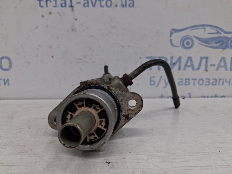 Тормозной цилиндр главный Toyota Avensis T25 1.8 БЕНЗИН 1ZZFE 2002 (б/у) Киев - изображение 3