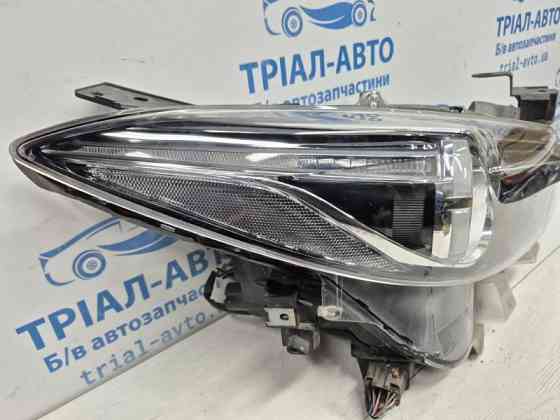 Фара правая Ксенон Mazda 3 BM 2.2 DIESEL 2013 (б/у) Киев
