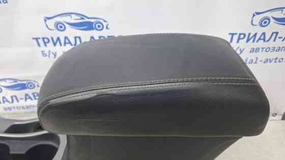 Подлокотник Mitsubishi Outlander 2007-2012 8011A085YA (Арт. 74275) Київ