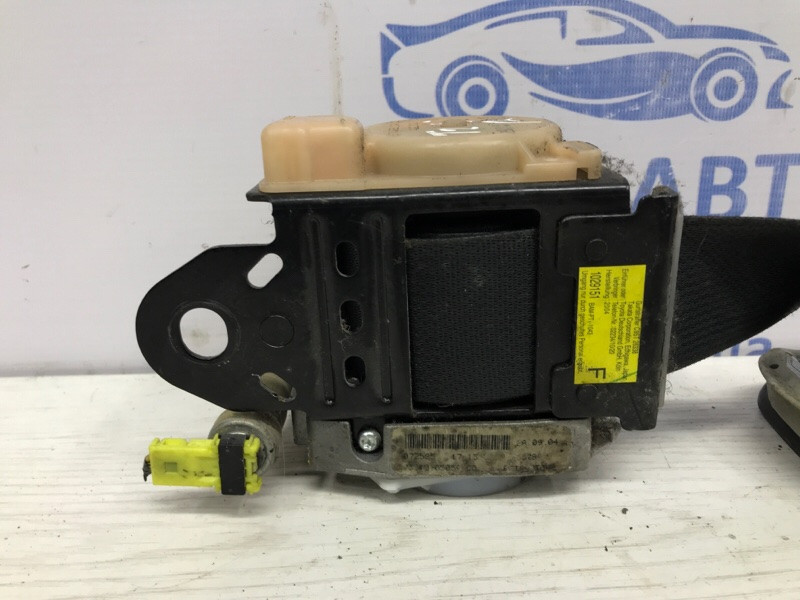 Ремень безопасности передний правый Toyota Avensis T25 1.8 БЕНЗИН 1ZZFE 2002 (б/у) Киев - изображение 2