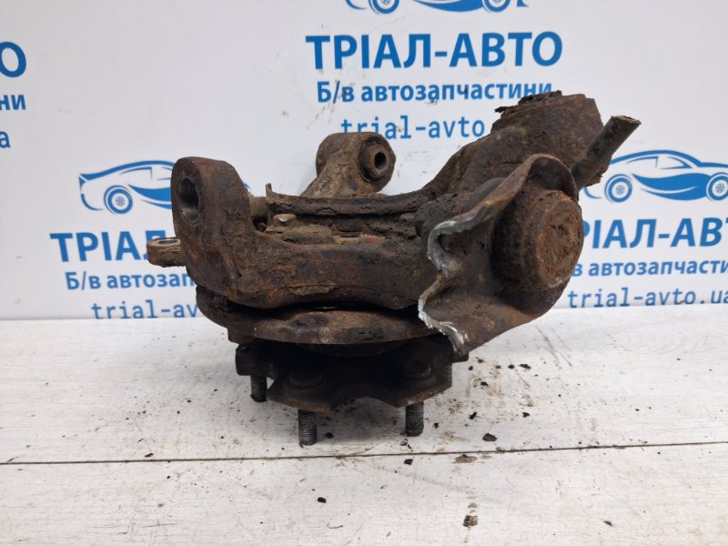 Цапфа задняя правая со ступицей Mitsubishi Pajero Wagon 3 3.2 ДИЗЕЛЬ 4M41 1999 (б/у) Київ - зображення 3