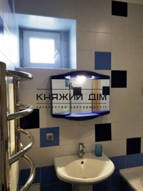 Простора, стильна 3-х к. кв. Севастопольська площа. № 11154088 Киев - изображение 7