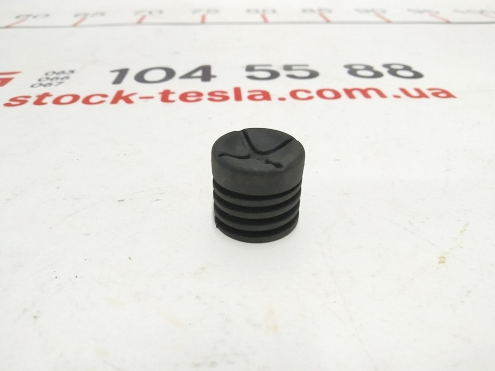 Демпфер упора крышки капота верхний Tesla model 3 1090735-00-C Київ - зображення 1