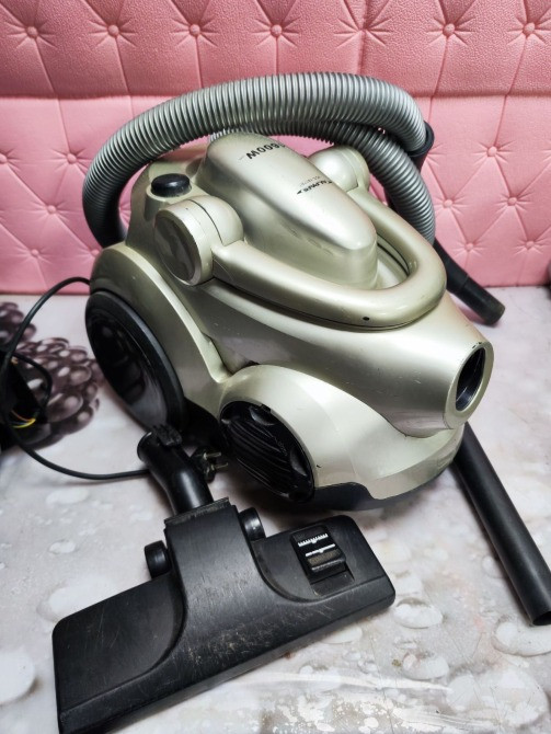 Пилосос безмішковий Alpari VCC-161BT grey Косів - зображення 4