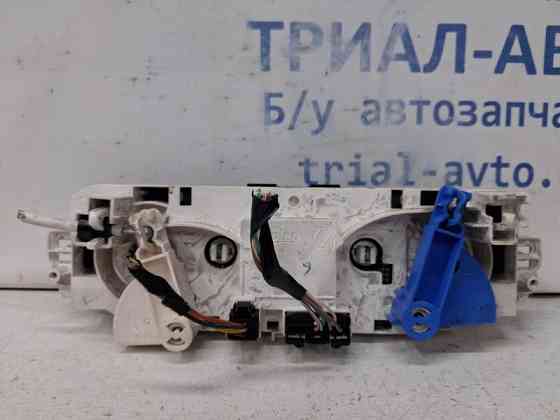 Блок управления кондиционером Renault Megane 2008-2016 1072183A (Арт. 63878) Киев
