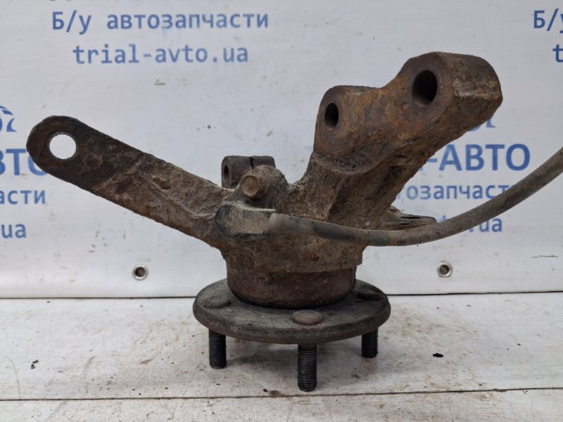 Кулак поворотный правый со ступицей Mitsubishi Outlander CU 2.4 БЕНЗИН 4G69 2003 (б/у) Київ - зображення 4