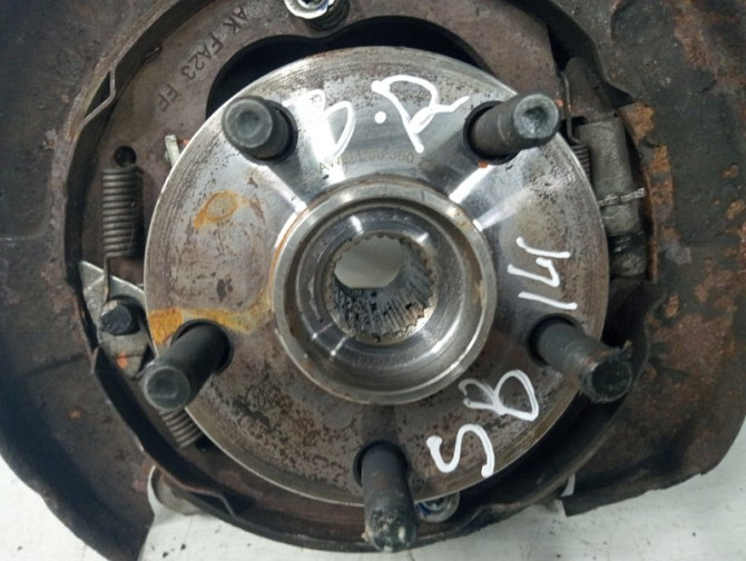 Цапфа задняя правая со ступицей Subaru Outback 2009-2015 28411AJ000 (Арт. 58690) Київ - зображення 2